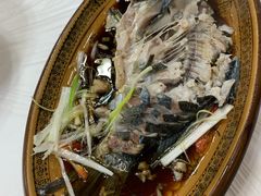 -乡土特色.冷锅鱼.牦牛肉汤锅