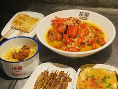-龙巢盱眙龙虾·牛蛙·烧烤宵夜(八卦岭店)