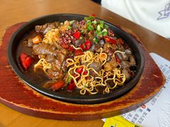 -包整·丝娃娃(一览甲秀楼风景店)