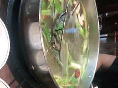 -乡土黄·鲜牛肉火锅·小龙虾(兴业街店)
