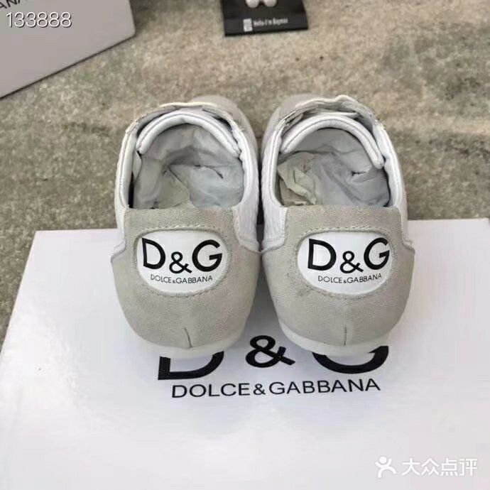 总给人强烈的视觉冲击专柜同步