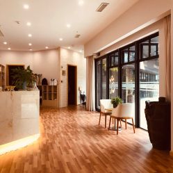 -LU YOGA（露瑜伽）专业瑜伽馆