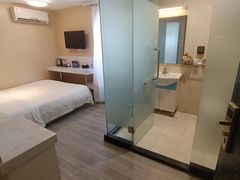 -德全心悦酒店(北京金台路地铁站店)