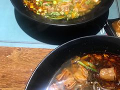 -八月美食小馆(银泰城总店)