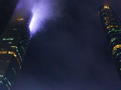 -广州周大福金融中心