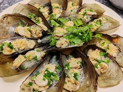 -荣誉海鲜酒楼(海湾店)