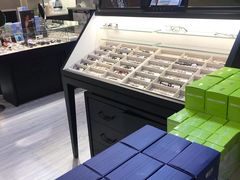 -宝岛眼镜(武汉南湖店)