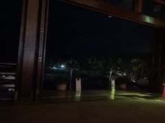 -亚龙湾喜来登·美景台大堂吧