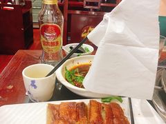 -老来福·非遗酸汤兔(凯旋路店)