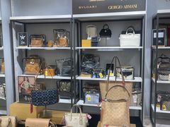 -唯品会(北京国瑞城店)