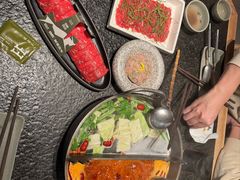 -三出山火锅(南京万象天地店)