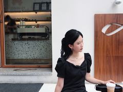 -Line 咖啡(石厦花园店)