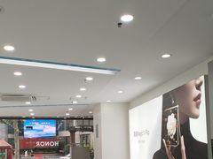 -荣耀授权专卖店(黄浦浙江中路店)