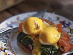 三文鱼班尼迪克-Alimentari早午餐(安福路店)