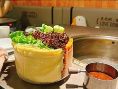 -锅飘飘·东北铁锅炖(雨花客厅店)
