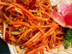 酸萝卜炒牦牛肉-吉祥圣雪藏餐