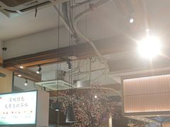 -蜜桃餐厅·伴山(湖滨商业街店)