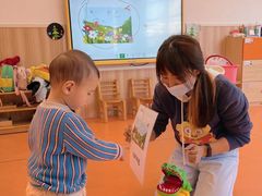 -小门牙好性格托育(北外滩中心)