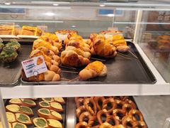 -红星前进面包牛奶公司(畅春园店)