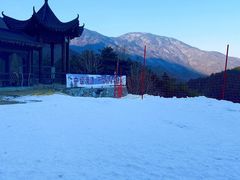 -大别山南武当滑雪场