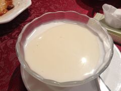 杏仁冻豆腐-申粤轩酒楼·三十年粤菜经典(丁香花园店)