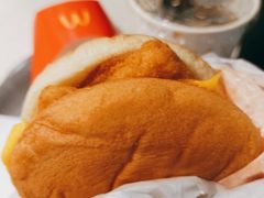 -麦当劳(轻轨曹杨路店)