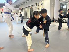 -EFL巴西柔术·综合格斗·泰拳·少儿体能训练(虹桥德必馆)