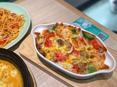 奶油海鲜蘑菇焗饭-卢家妈妈·西餐厨房(卜蜂中心店)