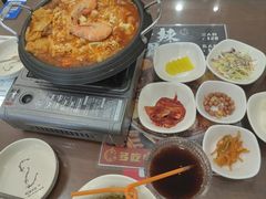 -贵宾庄炸酱面·韩式料理(高区店)