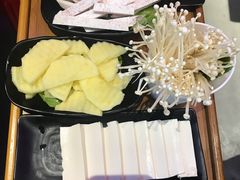 -捞围鲜·港式打边炉(海阳路店)