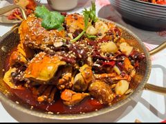 -肥肥虾庄·金牌油焖大虾(汉街SKP店)