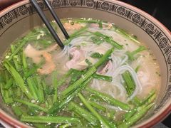 云南野生菌米线-南蛮子(进贤路店)