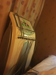 -伊姿衫日瘦 ·科技瘦身 ·纤体美妍