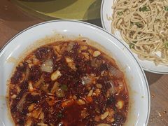 -赶海部落海鲜城(海阳路店)