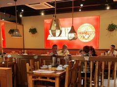 大堂-去华哥家·酸菜鱼·锅气小炒(江泰路地铁站店)