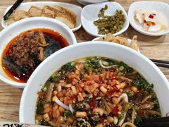 -湘人龙记老长沙米粉(鸟巢店)