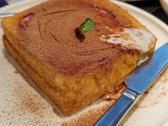 -蝴蝶里·粤菜·点心(龙湖天街&滨江店)