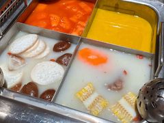 -海底捞火锅鲜切牛肉主题店(长寿路店)