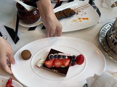 -万达文华酒店·48F云端窗景美食汇自助餐厅