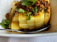 -彩云天云南餐厅