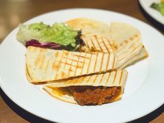 -拉亚汉堡经典餐厅(商城路店)