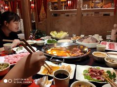 -大龙辣火锅·龙虾·烧烤(湖滨新天地店)