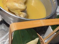 -禄婶鸡煲·打边炉