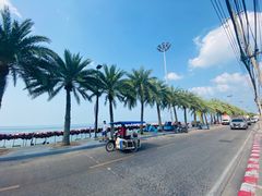 -乔木提恩海滩