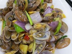 -四川小胡子海鲜(丁村万人海鲜广场店)