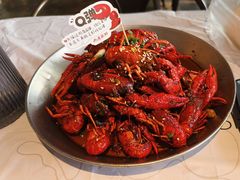 -巴厘龙虾·榜首油焖大虾(音乐学院·沿江酒馆店)