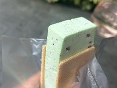-詹爷爷乌节路街头冰淇淋