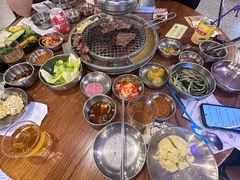 -姜虎东白丁韩国烤肉(吉利大厦店)
