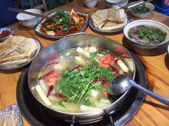 -大众跷脚牛肉馆·非遗传承单位(峨眉山店)