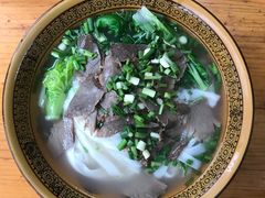 -肇兴特色牛肉粉